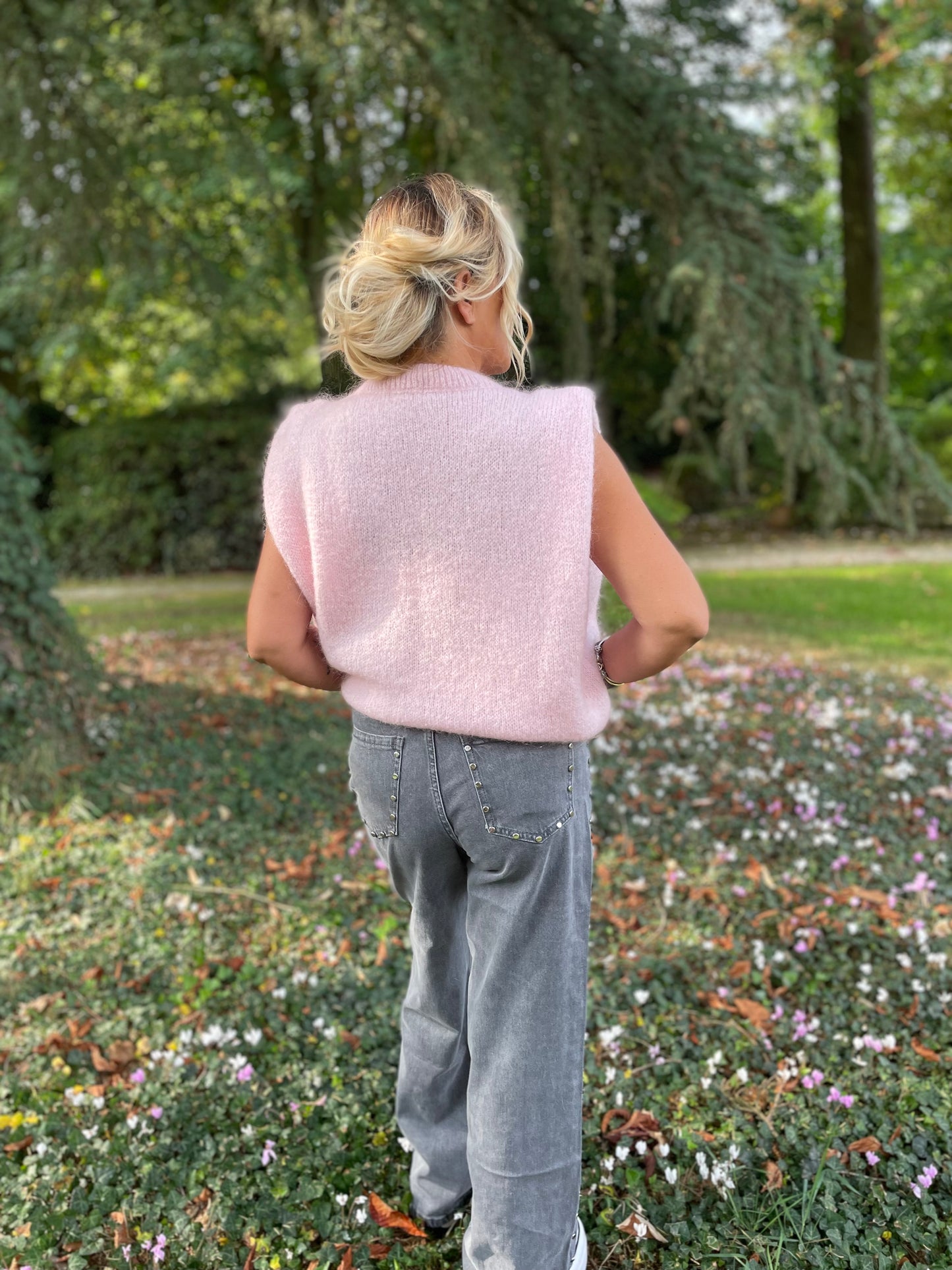 Jeans clous taille haute